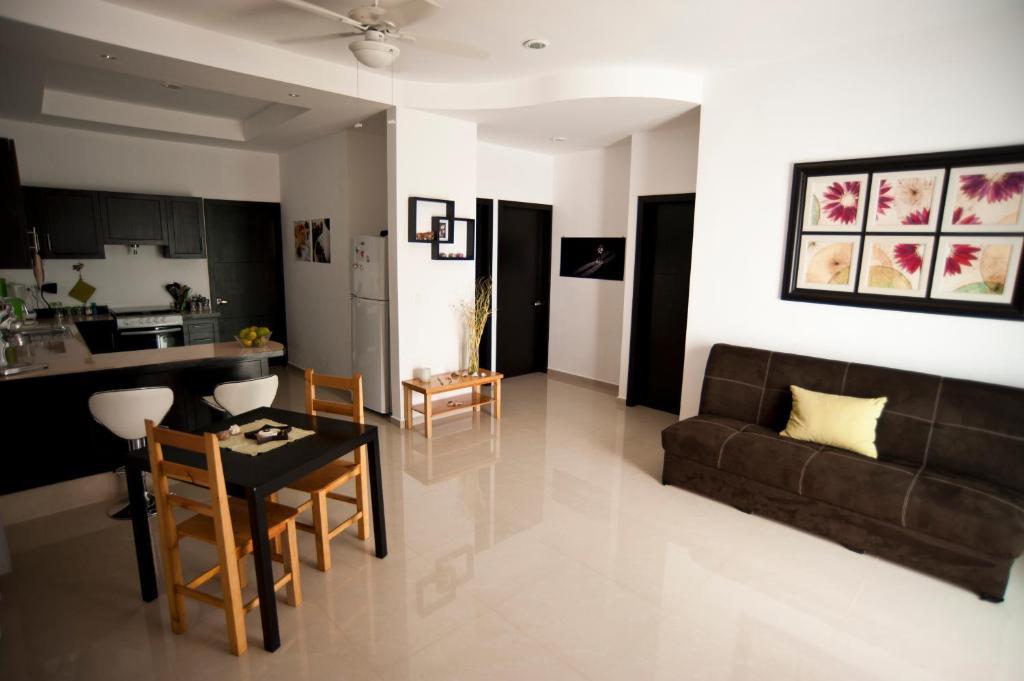פלאייה דל כרמן Casa Felicidad B&B Room & Kitchen מראה חיצוני תמונה